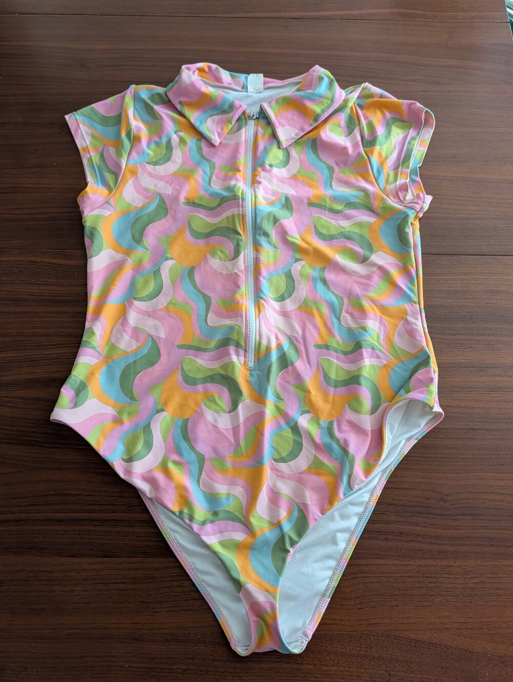 Surfing Barbie One Piece Barbie Party Wave Front Zip Swimsuit Pre Owned Medium